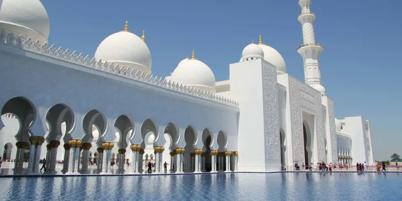 هزینه تور ابوظبی.webp